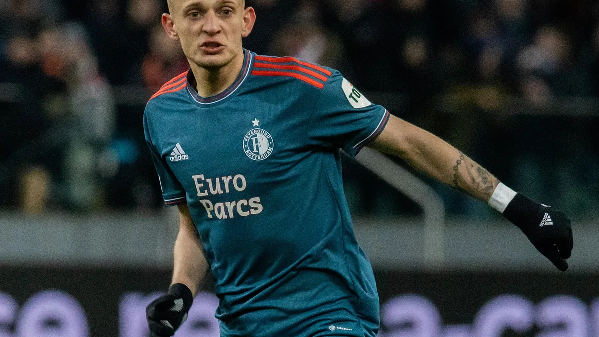 Sebastian Szymański